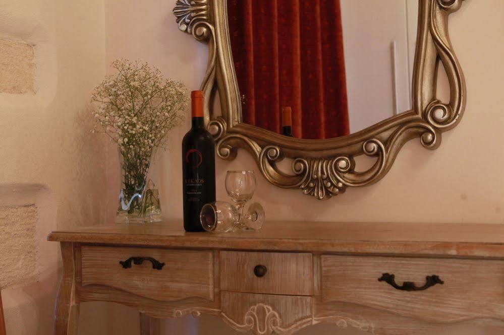 Archontiko Old Town Suites Rethymno  Bagian luar foto