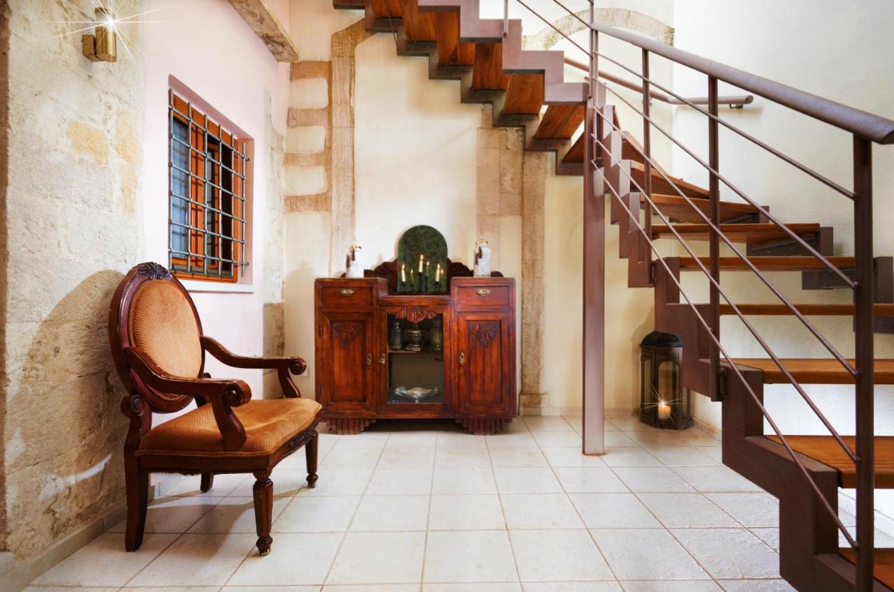 Archontiko Old Town Suites Rethymno  Bagian luar foto