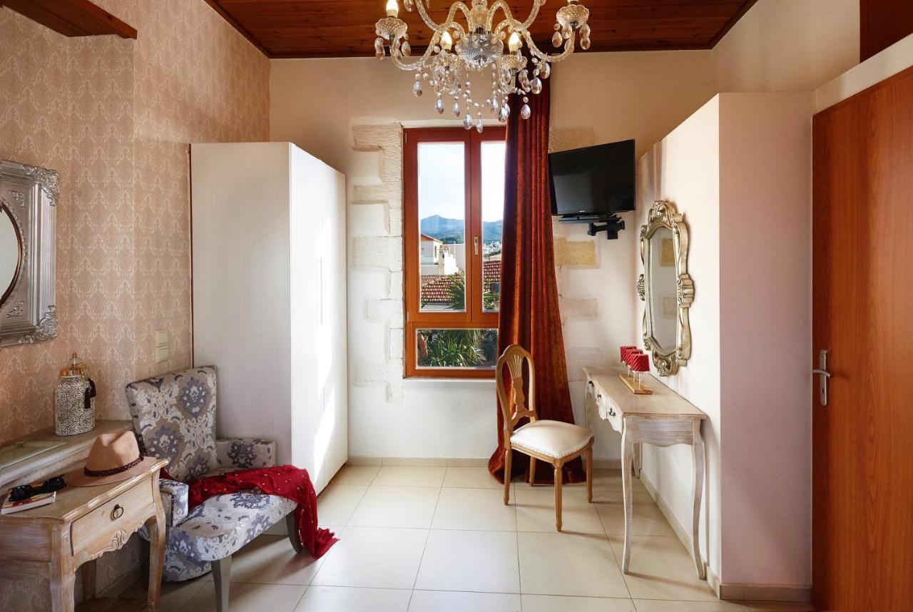Archontiko Old Town Suites Rethymno  Bagian luar foto