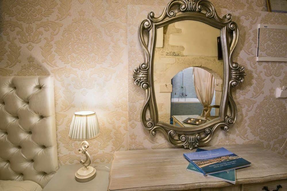 Archontiko Old Town Suites Rethymno  Bagian luar foto
